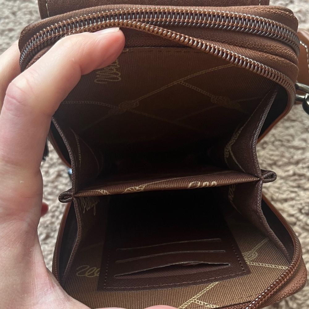 Wrangler Vegan Leather Crossbody Cell Phone Purse - Picture 8 of 8